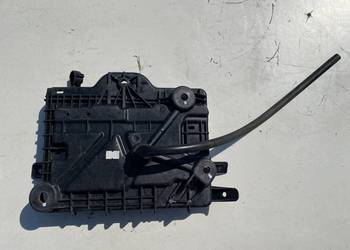PODSTAWA AKUMULATORA 51827907 FIAT DOBLO 2 COMBO D