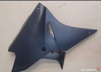 BMW S 1000 RR K46 S1000RR DOLNA OWIEWKA PŁUG PRAWY BOK OSŁONA MOCOWANIE