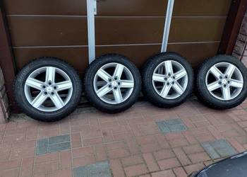 Komplet alufelg z oponami zimowymi od Opla Astry J Sedan P-J/SW.
