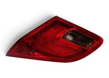LAMPA PRAWA Opel Astra J HB tylnia tylna prawy tył w klape 1090098 EUROPA