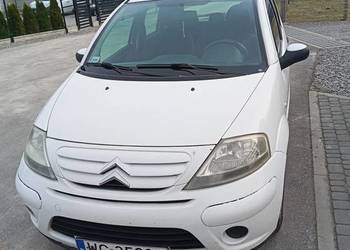 Piękny bez grama rdzy znikome spalanie