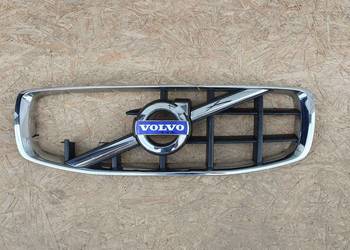 VOLVO XC70 GRILL RAMKA ZNACZEK ATRAPA 31283902