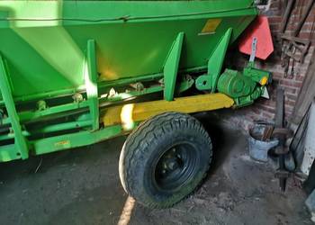 Rozsiewacz Do Nawozu- Wapna AGROMET.