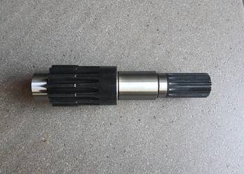 Wałek zwolnicy Liebherr R922 do koparki Liebherr