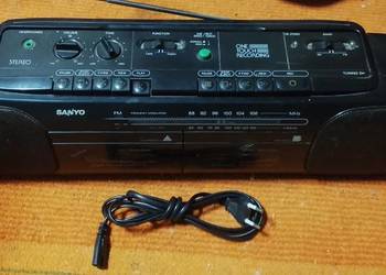 Radiomagnetofon Sanyo -jamnik
