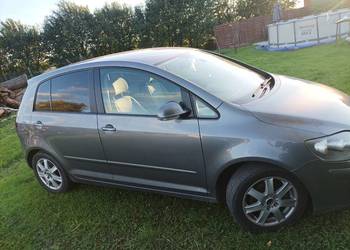VW Golf 5 plus fsi uszkodzony