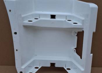 RENAULT RANGE T GAMA STOPIEŃ DOLNY PRAWY STOPNICA ORYGINAŁ 84906530 RENAULT RANGE T GAMA STOPIEŃ DOLNY PRAWY STOPNICA ORYGINAŁ 84906530