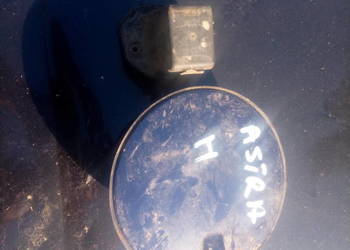 Opel Astra h klapka wlewu paliwa