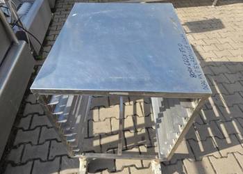 Wózek regałowy podblatowy – podstawa jezdna na blachy piekarnicze 60x40 cm