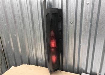 Lampa Tylna Tył LEWA Trafic II Vivaro Primastar 01-06r