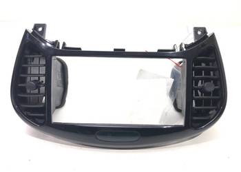 KRATKA NAWIEWU ŚRODKOWA RAMKA NISSAN JUKE F15 687511KE0A Hatchback