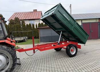 Przyczepa jednoosiwa wywrotka na tył