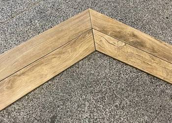 gres płytka jodełka brown 8x40 Home design Chevron