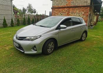 Sprzedam Toyota Auris 1,8 Hybrid i gaz LPG