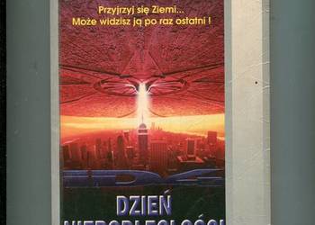 Dzień Niepodległości - Devlin Emmerich Molstad