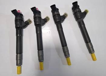 NOWY WTRYSKIWACZ RENAULT 1.6DCI 0445110546 166007885R