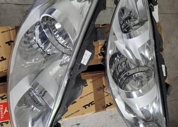 Lampy przod peugeot 308.