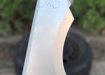 BMW 3 E-90 E90 BŁOTNIK PRZEDNI PRZÓD PRAWY lakier nie znany Czarna Opona