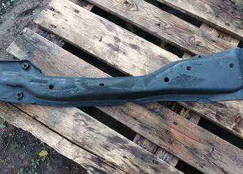 nissan xtrail t30 2,2dci  belka pod silnik nissan xtrail t30 2,2dci  belka pod silnik