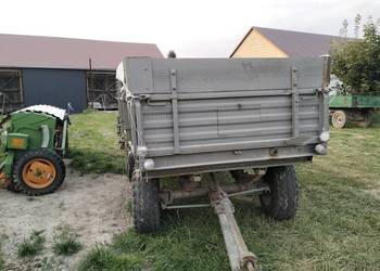 Rozrzutnik obornika dwu osiowy