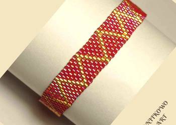 BRANSOLETKA KORALIKOWA - CZERWONA W ZYGZAK