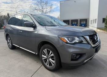 Nissan Pathfinder SV 3.5 V6 | 7 osób | Automat