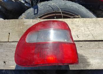 Lampa Lewa Tył Volvo V40