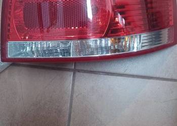 AUDI A3 8P HB 3D LAMPA TYŁ PRAWA TYLNA 8P0945096