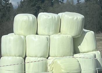 Bale sianokiszonki i slomy