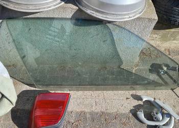 Szyba Vw Polo 6n2 boczna 3 drzwi pasażer 01r.