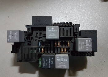 MERCEDES C KLASA W205 W222 MODUL BEZPIECZNIKOW SKRZYNKA A2229063701
