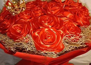 Bukiet że wstążki satynowej