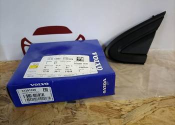 VOLVO V40 OSŁONA ZAŚLEPKA TRÓJKĄT BŁOTNIKA LEWY PRZÓD 31391028