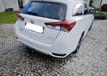 Toyota Auris II Kombii