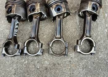 Tłoki z korbowodami renault 1.9 dci