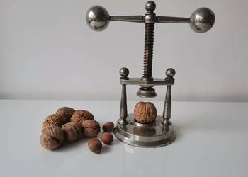 Stary sprawny, duży dziadek do orzechów