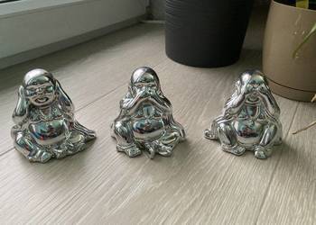 Trzy figurki Budda poza nie widzę nie słyszę nie mówię