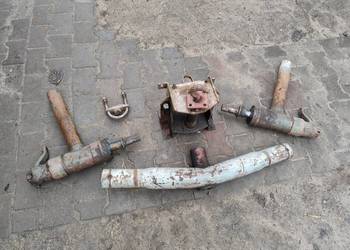 Przednia oś Ursus 4011