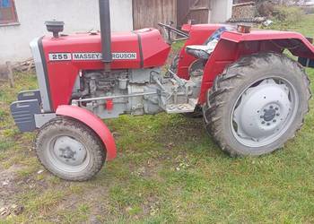 Massey Ferguson 255