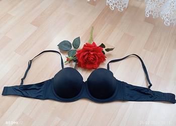 Biustonosz czarny Primark