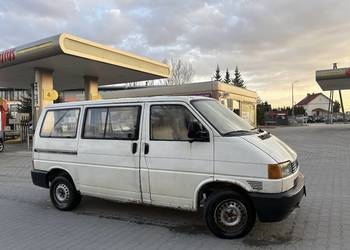 Volkswagen Transporter T4 2.4 75KM HAK 9-os