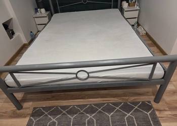 Łóżko małżeńskie 140x200