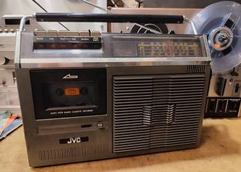 radimagnetofon JVC RC-324L made in Japan!