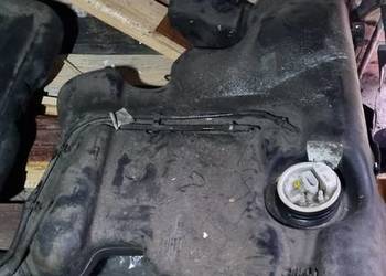 Zbiornik paliwa z pompa paliwa Audi A3 8L 1.8Turbo