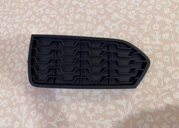 BMW F22 F23 kratka wlot powietrza 8061875 Lewa