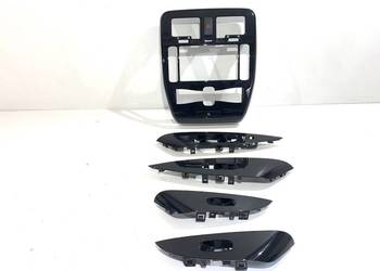 LISTWY DEKOR NISSAN LEAF ZE0 682603NA0A Hatchback WYKOŃCZENIE