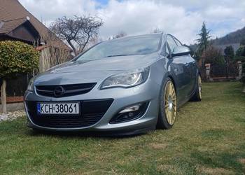 Opel Astra J Sedan 1.6 Turbo