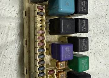 Skrzynka bezpieczników Lexus LS400 UCF21 4.0 1UZ-FE