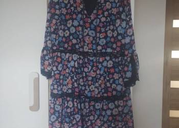 Sukienka Milady | rozmiar uniwersalny (do XL) | granatowa w kwiaty | koronk