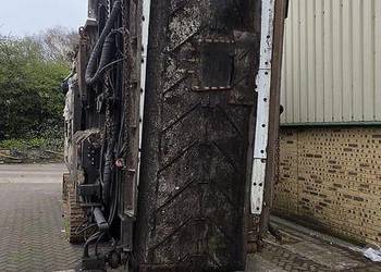 ROZDRABNIACZ DWUWAŁOWY WOLNOOBROTOWY TEREX TDS 820 | GĄSIENICOWY